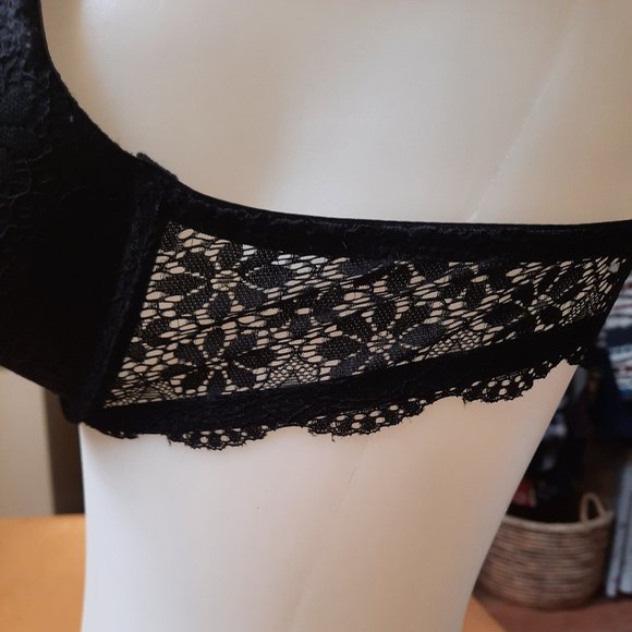 Juicy Couture Bra - Picture 4 of 9